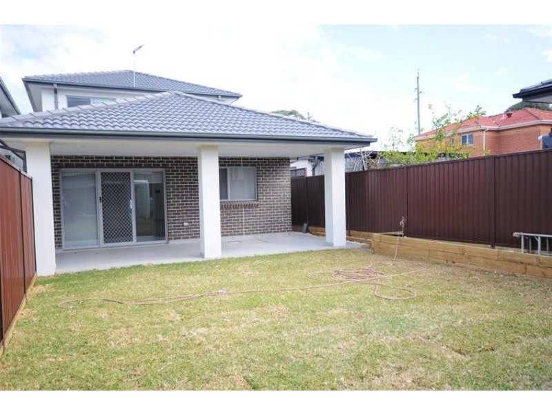 25 Lomond Street, Guildford NSW 2161