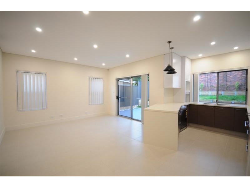 31A Robertson Street, Guildford NSW 2161