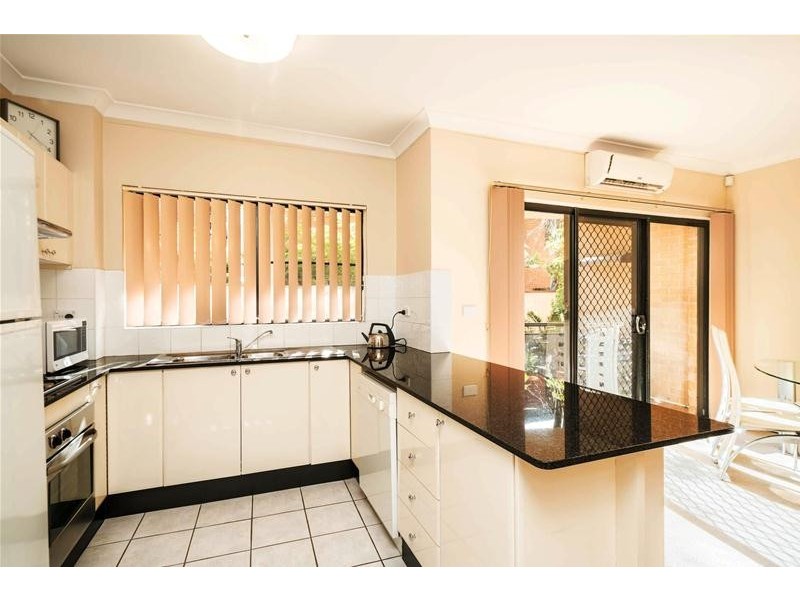 2/7-9 Torrens Street, Merrylands NSW 2160