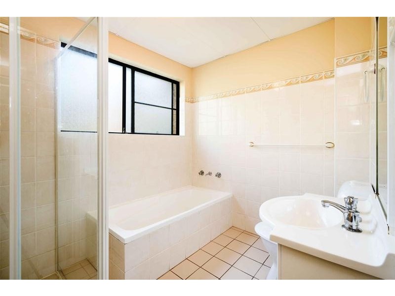 2/7-9 Torrens Street, Merrylands NSW 2160