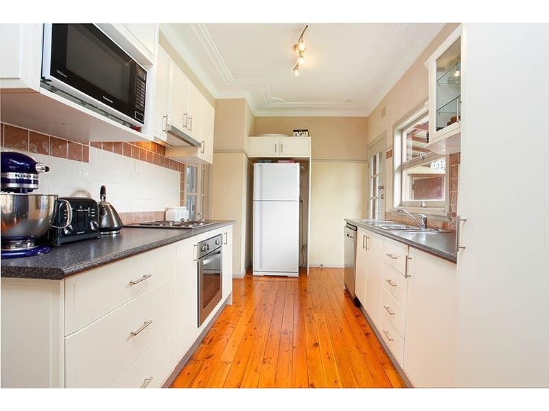 82 Bombala Street, Pendle Hill NSW 2145