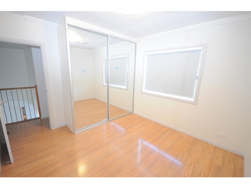 2 Fairfield Road, Guildford West NSW 2161