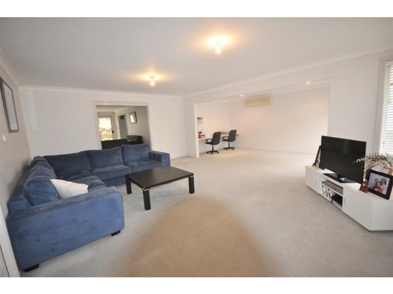 10 Russell Avenue, Winston Hills NSW 2153