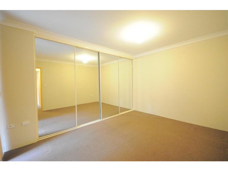4/6-8 Paton Street, Merrylands NSW 2160