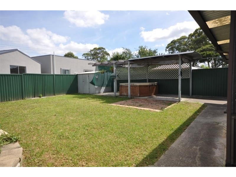 24 Dell Street, Woodpark NSW 2164