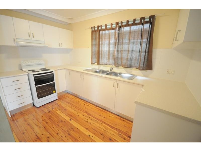 13 Croft Avenue, Merrylands NSW 2160