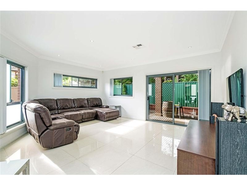 10A Regina Street, Guildford NSW 2161