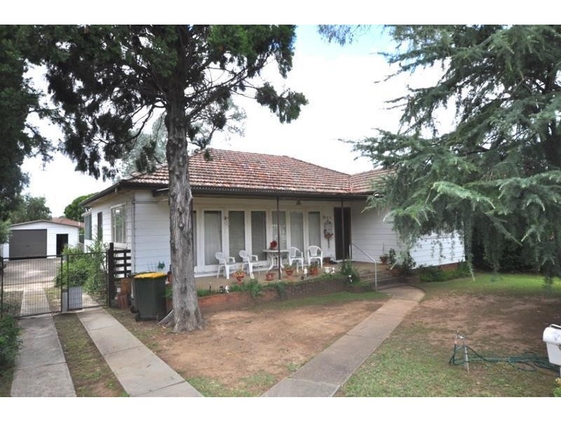 52  Chetwynd Road, Merrylands NSW 2160