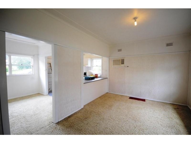 14 Newton Street, Guildford NSW 2161