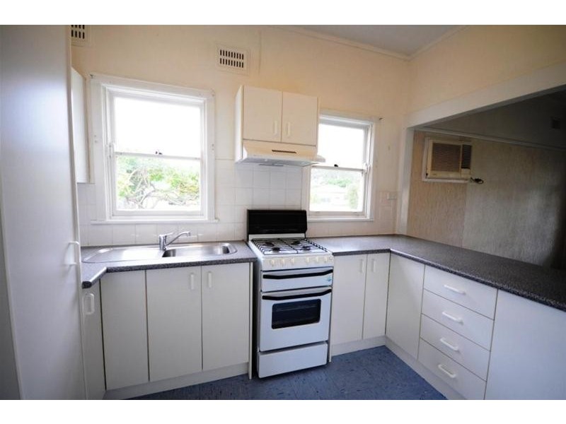 14 Newton Street, Guildford NSW 2161