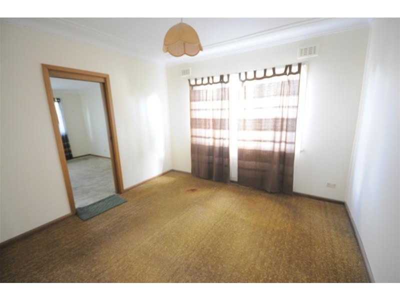 52 Chetwynd Road, Merrylands NSW 2160