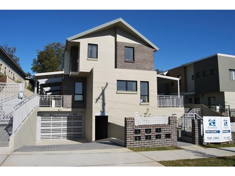2/138 Railway Street, Granville NSW 2142