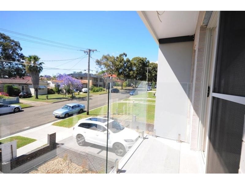 15 Pearson Street, South Wentworthville NSW 2145