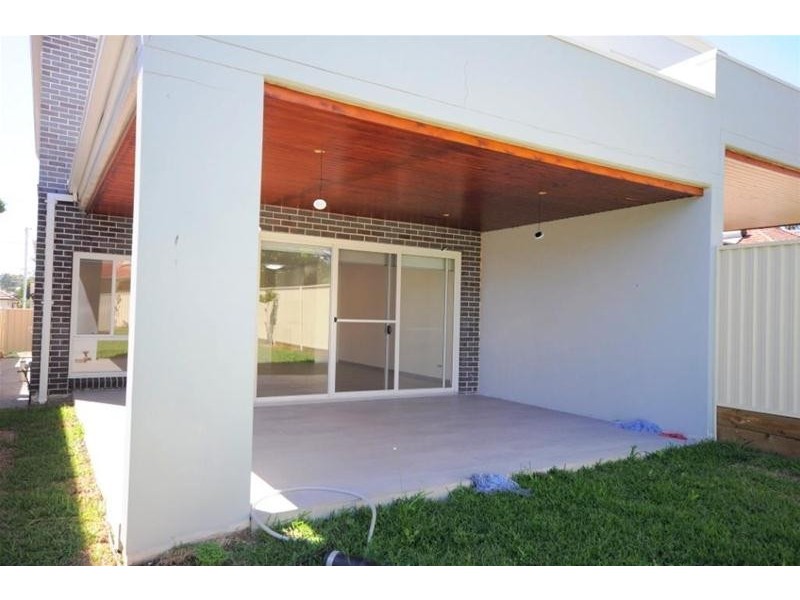 15 Pearson Street, South Wentworthville NSW 2145