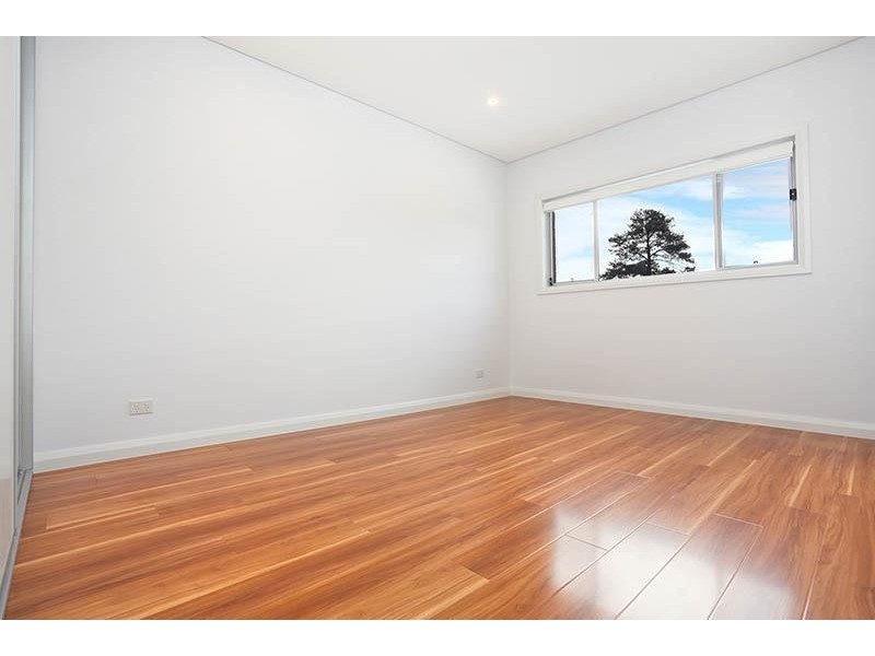 2 Alderney Road, Merrylands NSW 2160