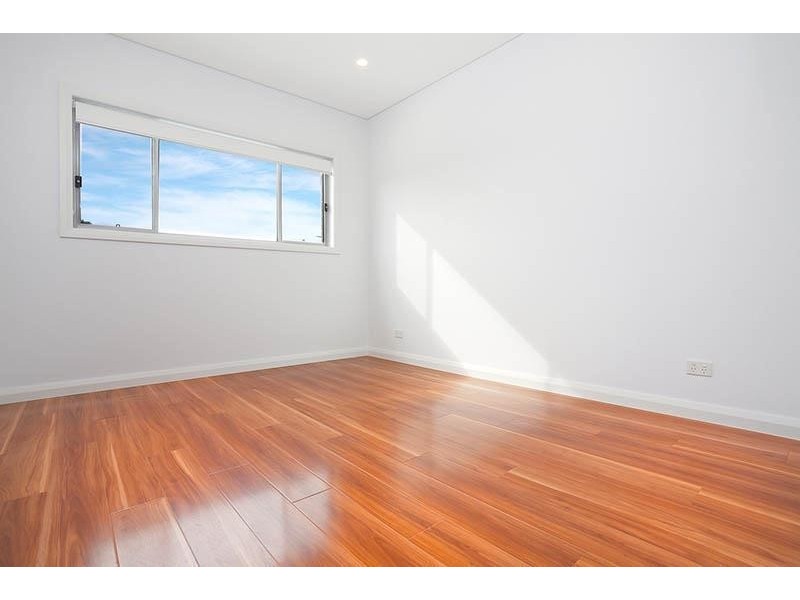 2 Alderney Road, Merrylands NSW 2160