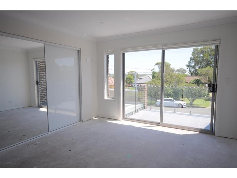 1/8 Mills Street, Merrylands NSW 2160