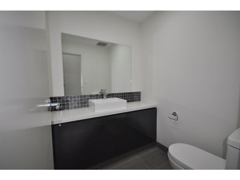 5 Queen Street, Guildford NSW 2161