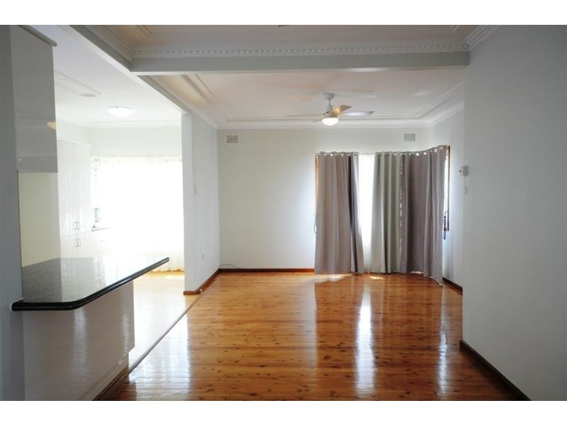 12 Lowana Avenue, Merrylands NSW 2160