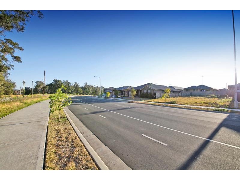 50 Hampshire Boulevard, Spring Farm NSW 2570