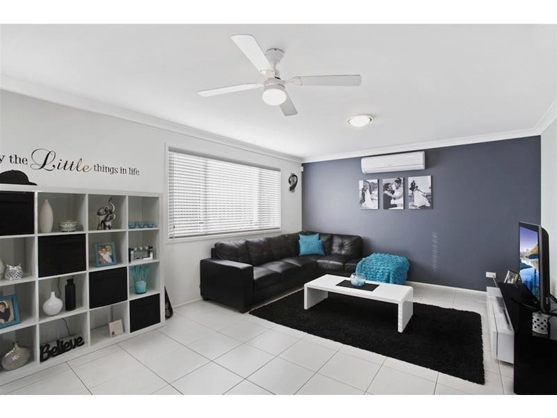 22 McLucas Circuit, Elderslie NSW 2570