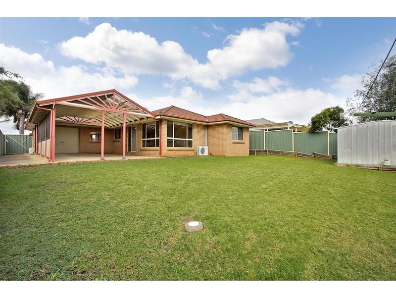 52 Veness Circuit, Narellan Vale NSW 2567