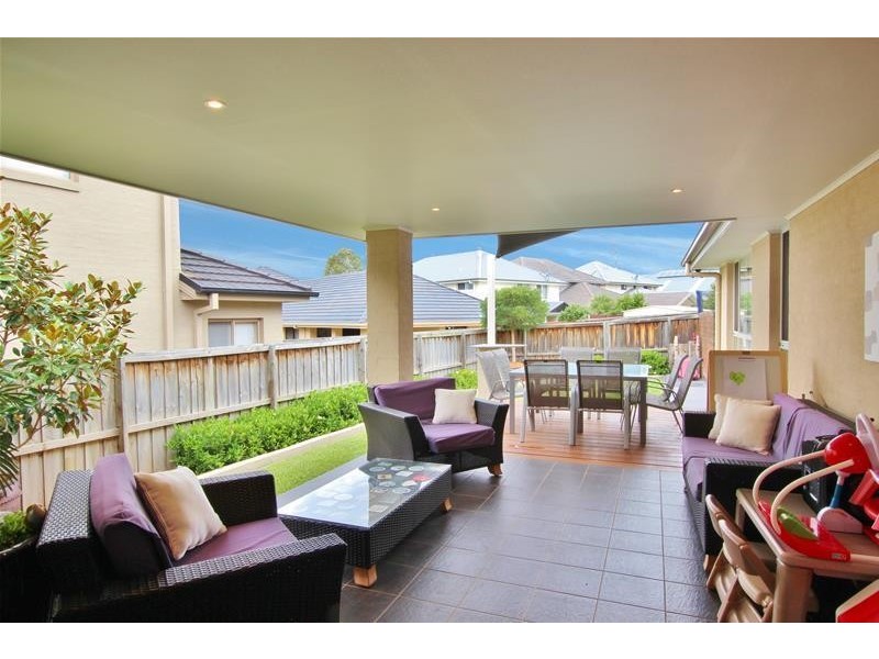 12 Rheinbergers Circuit, Elderslie NSW 2570