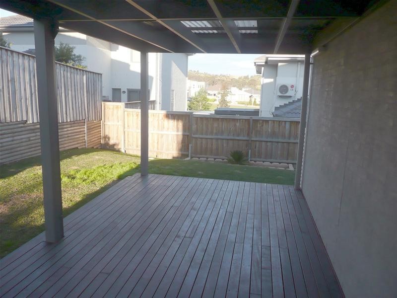 76 Minorca Circuit, Spring Farm NSW 2570