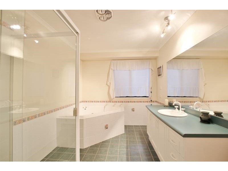 42 Royal George Drive, Harrington Park NSW 2567