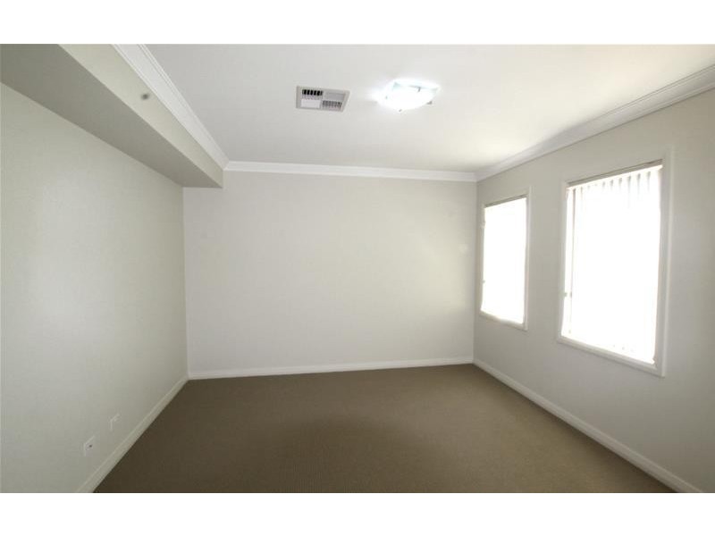 3234 Horsley Circuit, Oran Park NSW 2570