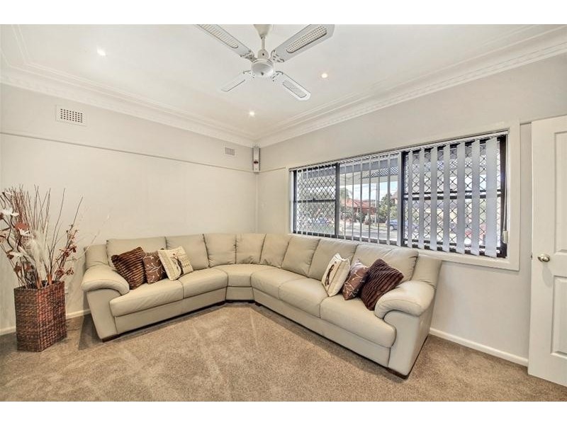 300 Edgar Street, Condell Park NSW 2200