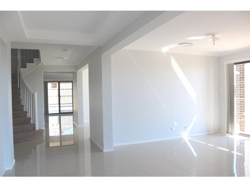 24 Seton Street, Oran Park NSW 2570