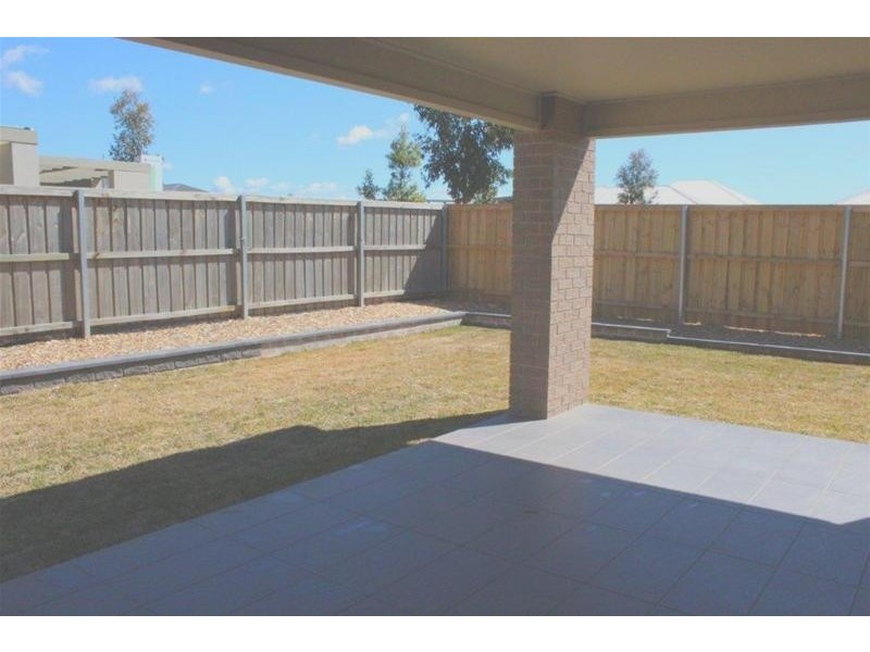 24 Seton Street, Oran Park NSW 2570