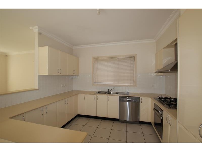 9 Oatley Circuit, Harrington Park NSW 2567