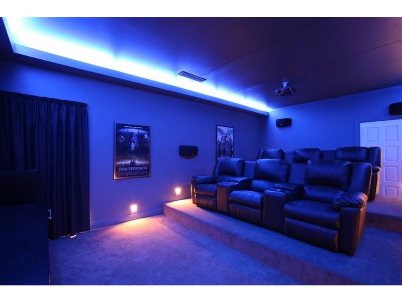 9 The Glade, Kirkham NSW 2570