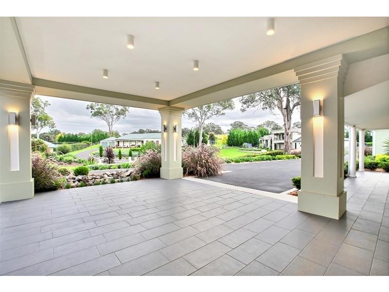 9 The Glade, Kirkham NSW 2570