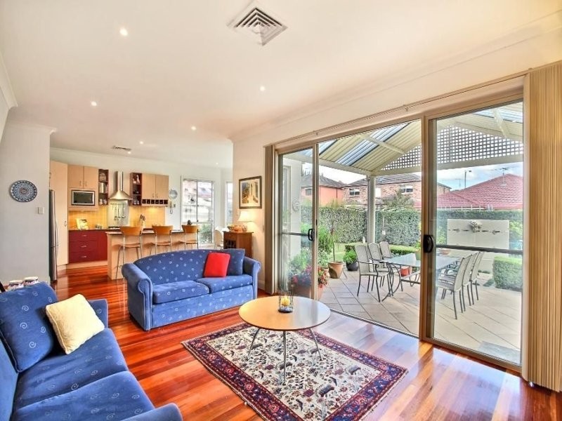 16 Hickson Circuit, Harrington Park NSW 2567