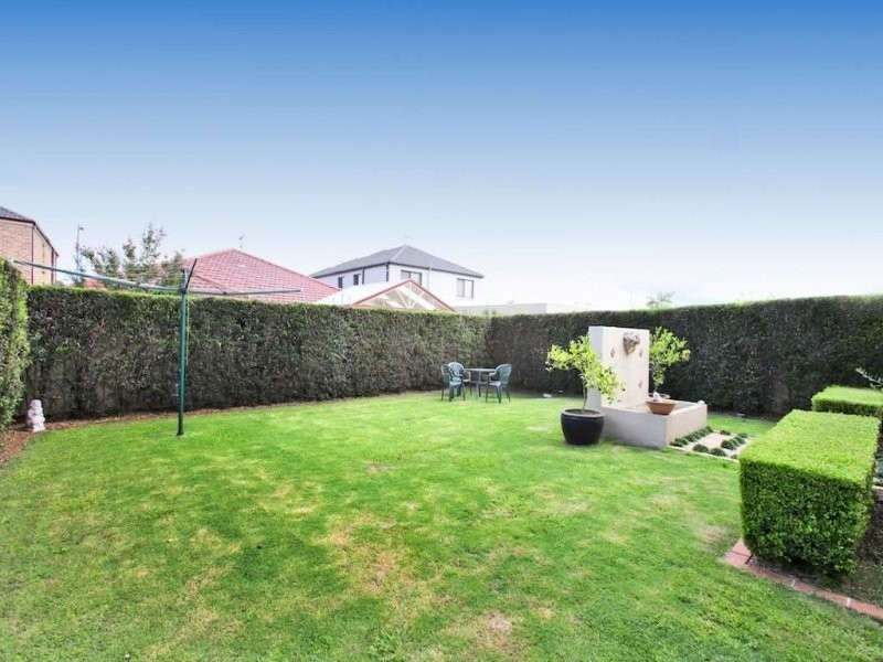 16 Hickson Circuit, Harrington Park NSW 2567