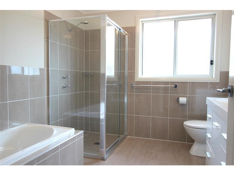 13 Argent Street, Spring Farm NSW 2570