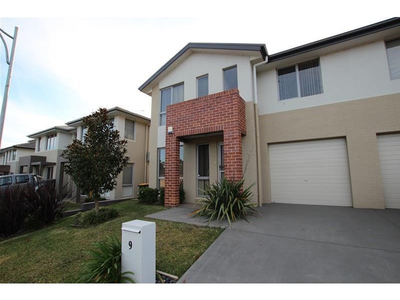 9 Bandara Circuit, Spring Farm NSW 2570