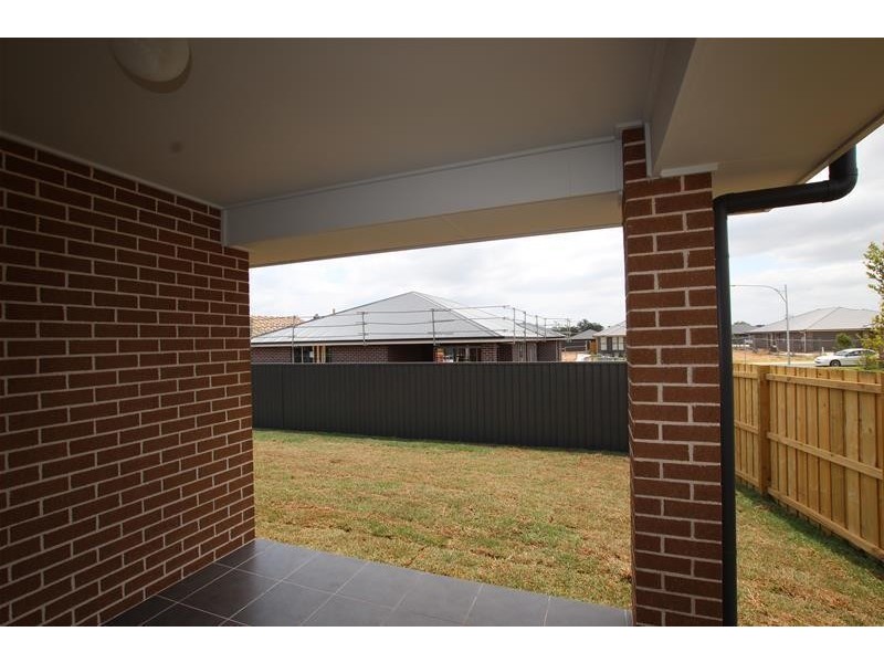 2 Norton Street, Spring Farm NSW 2570