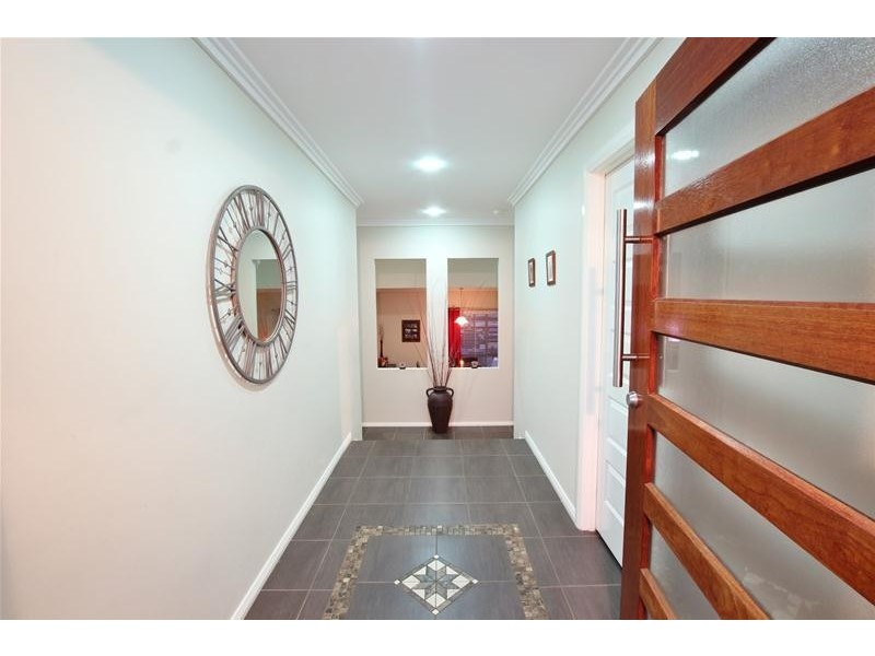 18 Grimes Avenue, Elderslie NSW 2570