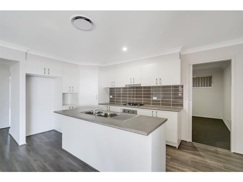 5 Higgins Avenue, Elderslie NSW 2570