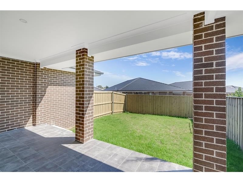 5 Higgins Avenue, Elderslie NSW 2570