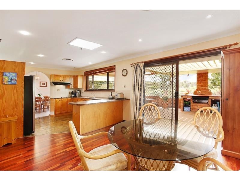 13 Selby Place, Minto NSW 2566