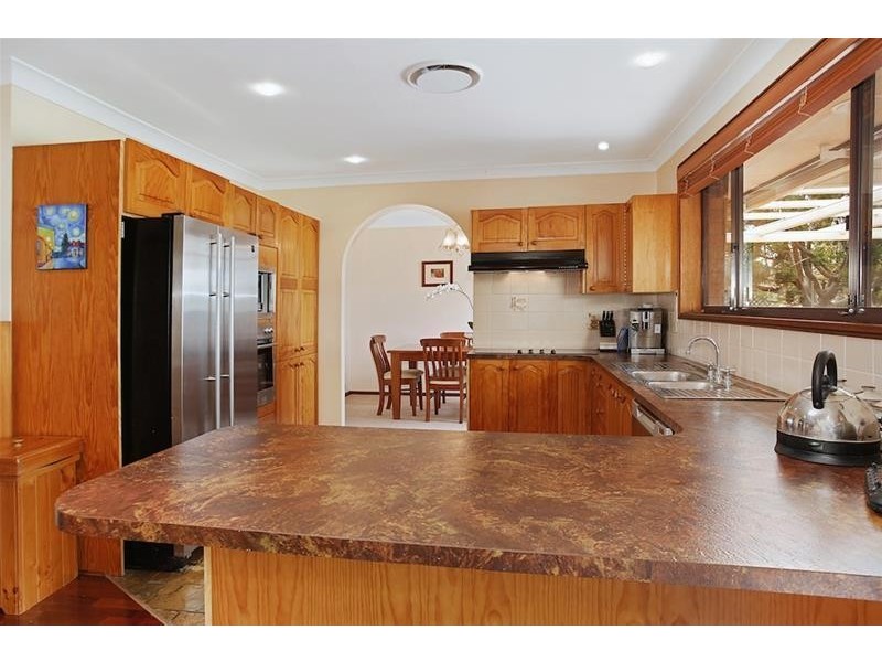 13 Selby Place, Minto NSW 2566