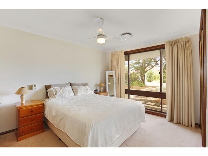 13 Selby Place, Minto NSW 2566