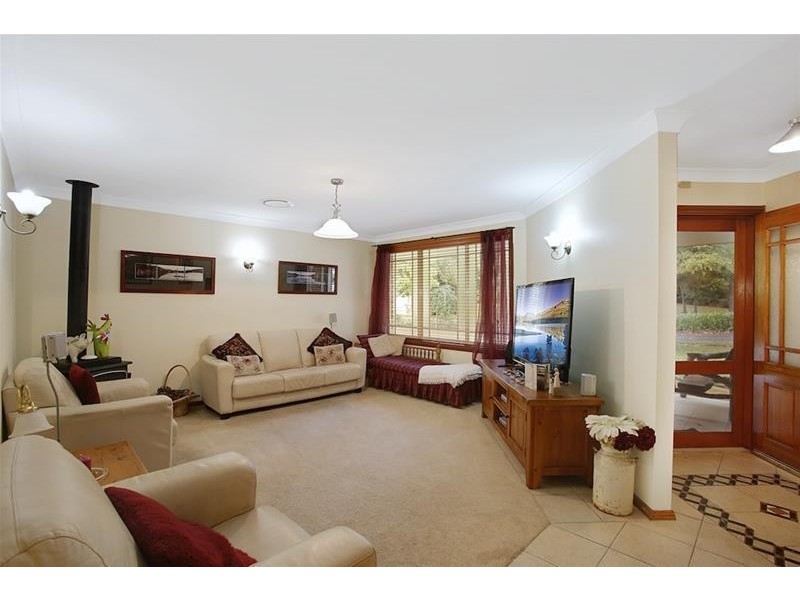 8 William Campbell Avenue, Harrington Park NSW 2567