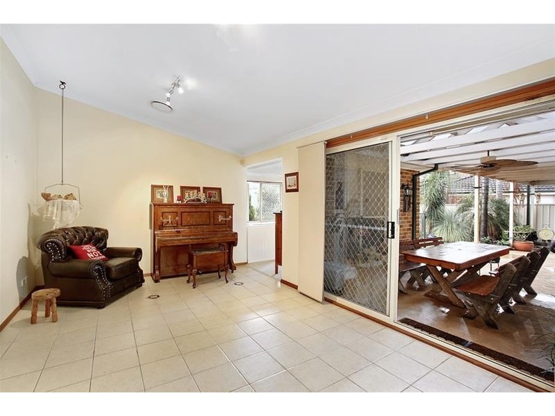 8 William Campbell Avenue, Harrington Park NSW 2567