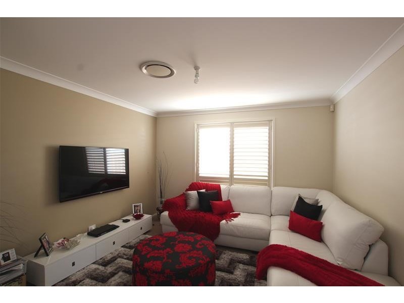 13 Oatley Circuit, Harrington Park NSW 2567